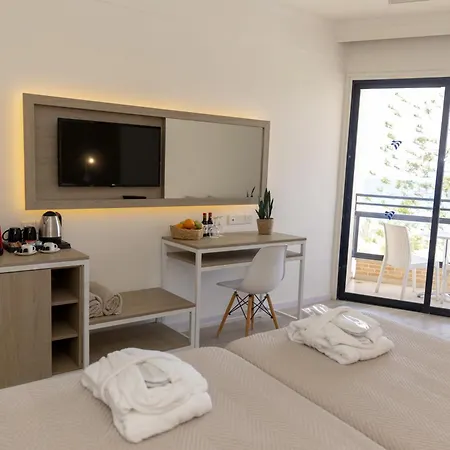 Venus Hotel 5*
