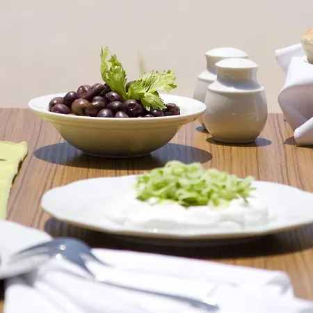 Venus Hotel 5*