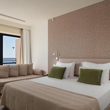 Venus Hotel 5*