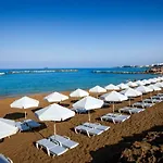金星海滩酒店 Paphos